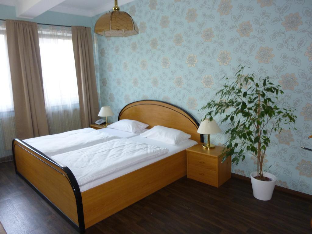 Achathotel Zum Schwan Idar-Oberstein Ruang foto